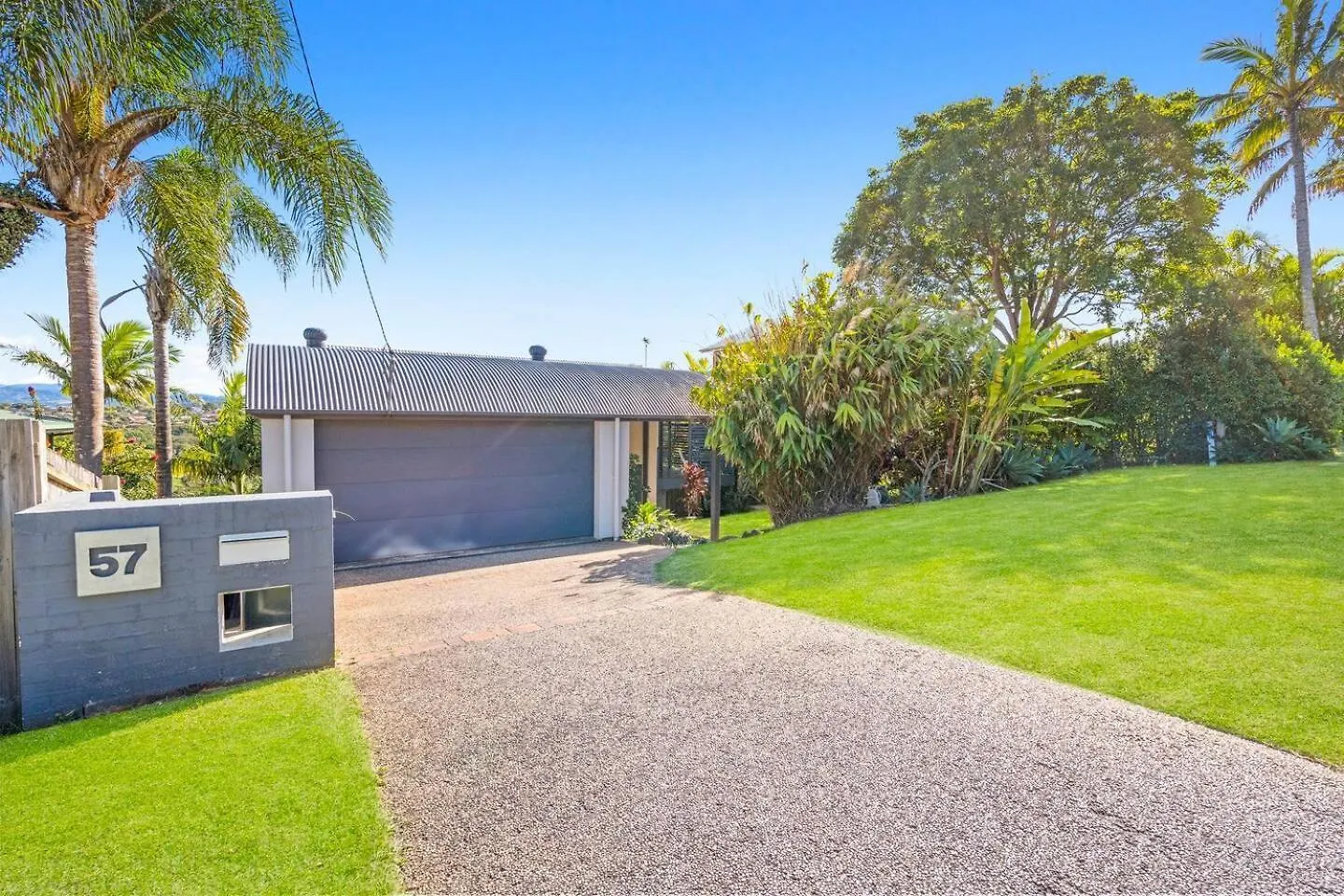 Villa Paradise Palms - Resort Retreat With Panoramic Views Tweed Heads