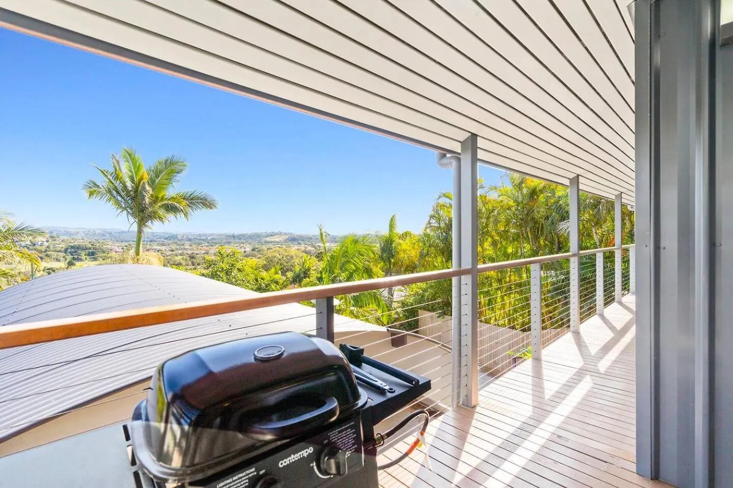 Paradise Palms - Resort Retreat With Panoramic Views Tweed Heads 0*,  Australia