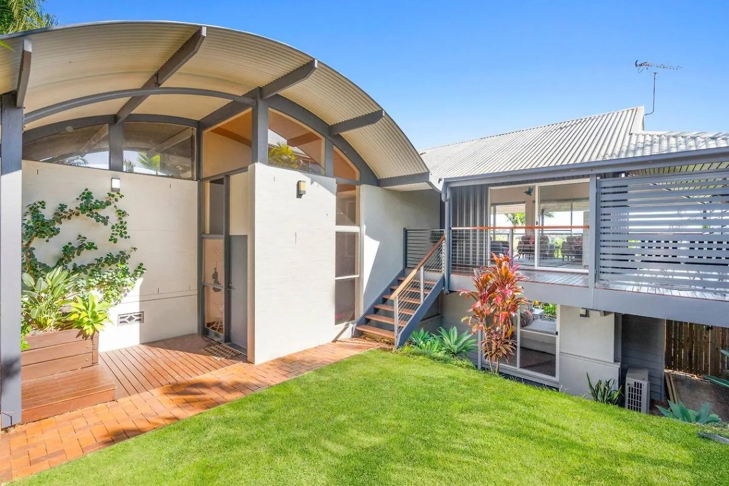 Villa Paradise Palms - Resort Retreat With Panoramic Views Tweed Heads Australia